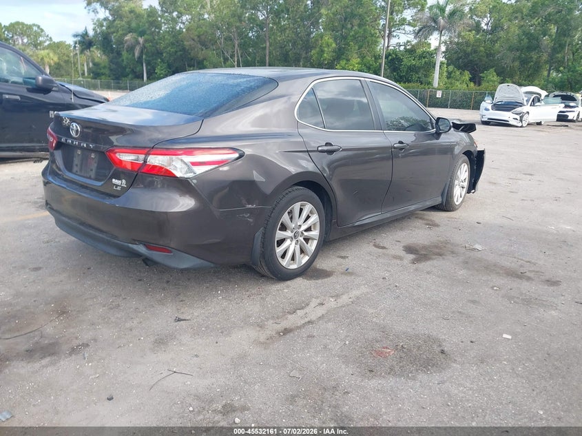 2018 TOYOTA CAMRY auction photo 4