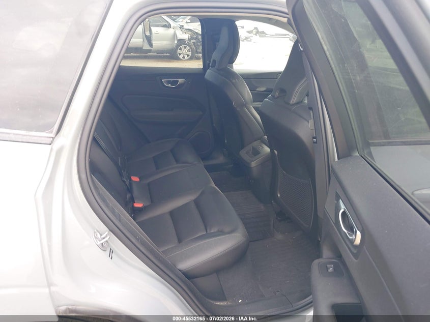 2025 Volvo Xc60 B5 Core VIN: YV4M12RJ0S1117917 Lot: 45532165