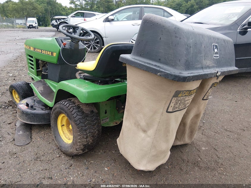2006 JOHN DEERE LAWNMOWER auction photo 3