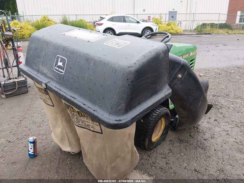 2006 JOHN DEERE LAWNMOWER auction photo 4