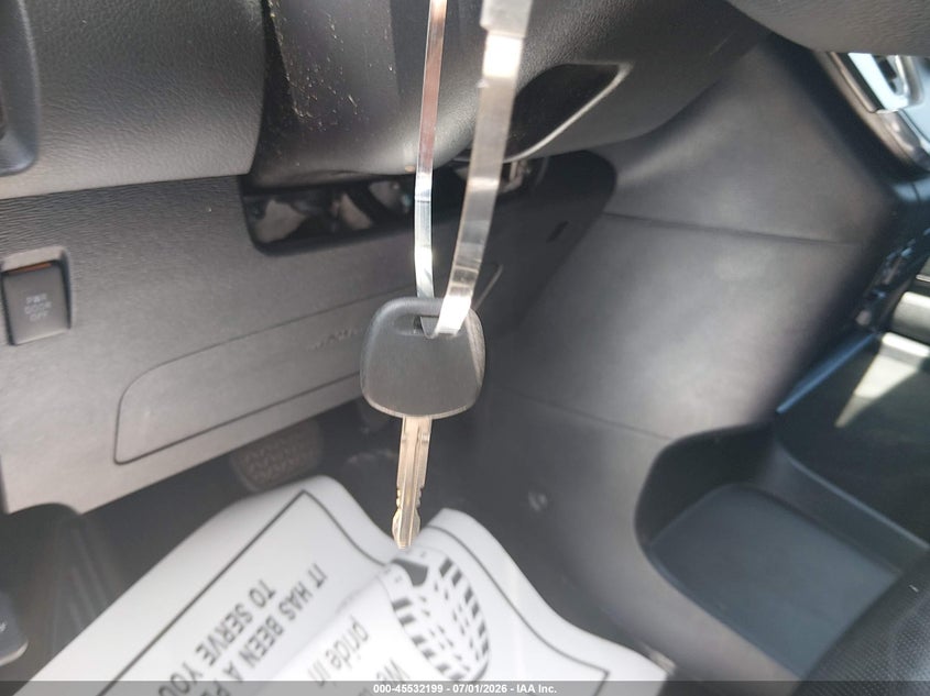 TOYOTA SIENNA 2019 VIN 5TDEZ3DC8KS212033