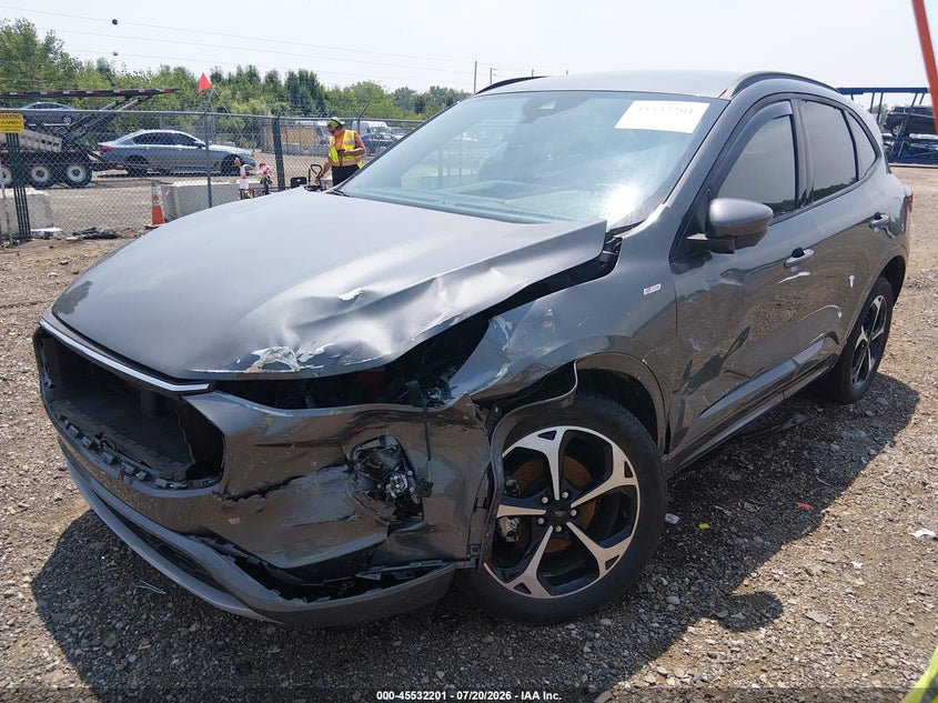 2024 FORD ESCAPE auction photo 2