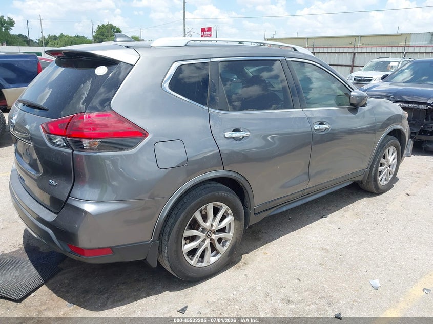 2017 NISSAN ROGUE auction photo 4