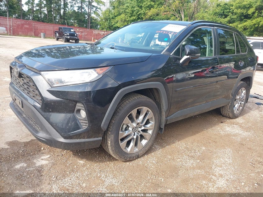 2021 Toyota RAV 4, Обидва боки, IAAI, VIN 2T3C1RFV2MW108767 — фото 2