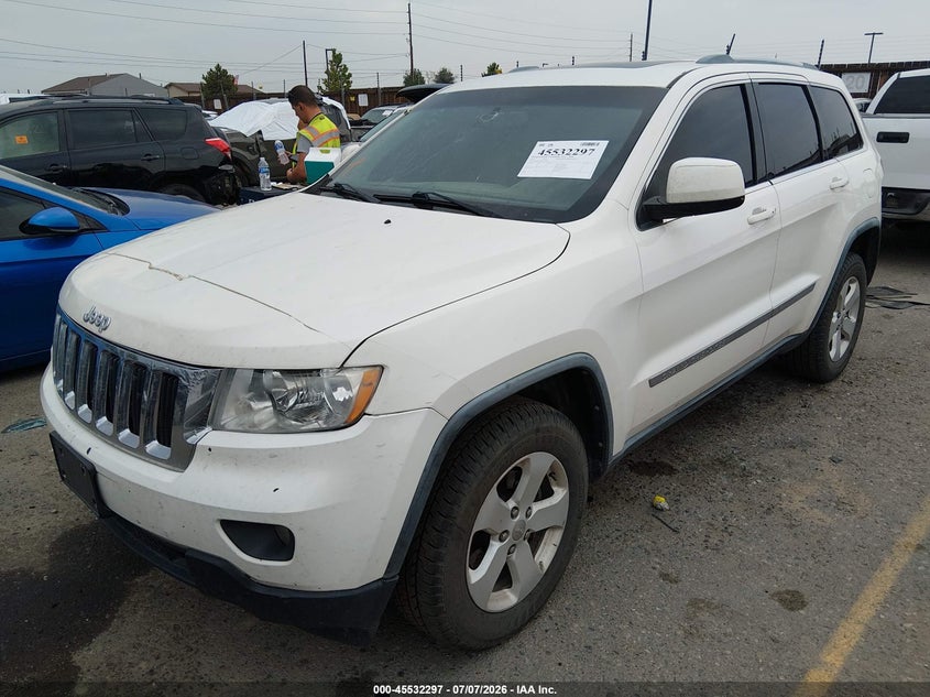 Vin: 1j4rr4gg0bc703584, lot: 46030541, jeep grand cherokee laredo 20112