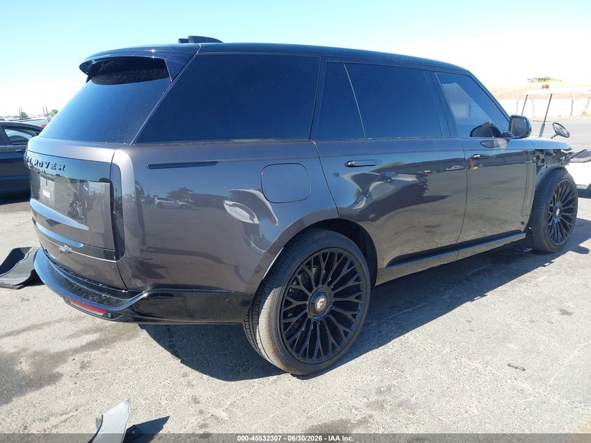2023 LAND ROVER RANGE ROVER auction photo 4