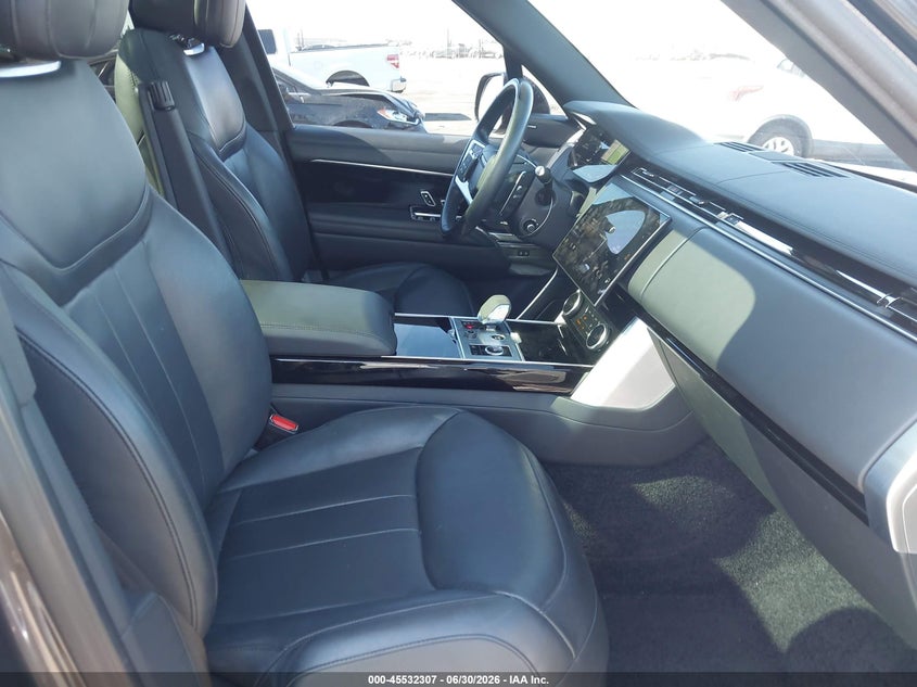 2023 LAND ROVER RANGE ROVER auction photo 5