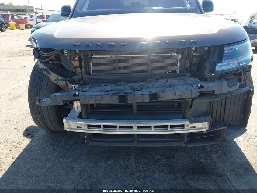 2023 LAND ROVER RANGE ROVER auction photo 6
