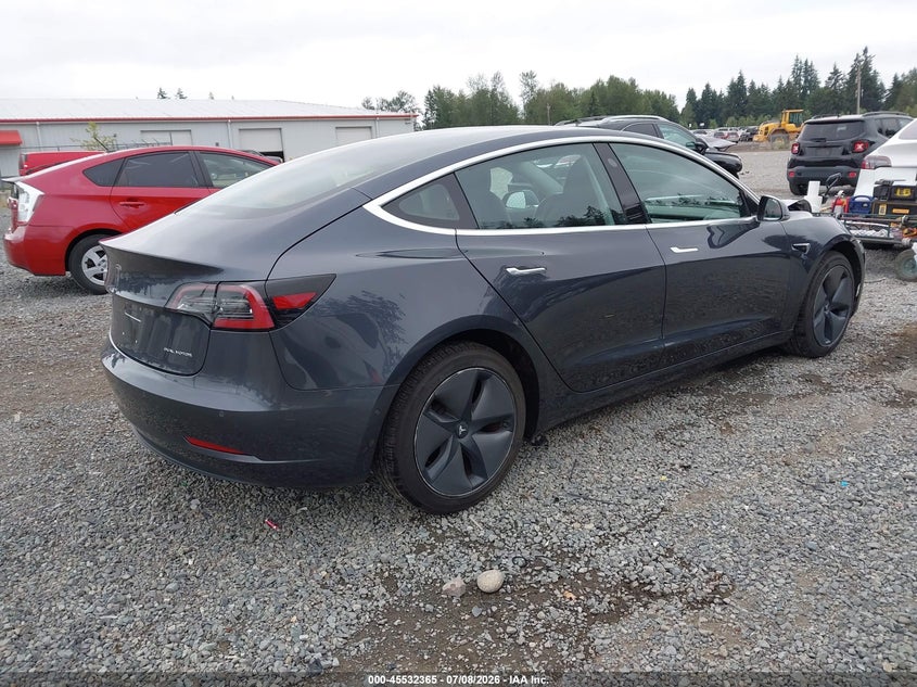 2018 TESLA MODEL 3 auction photo 4