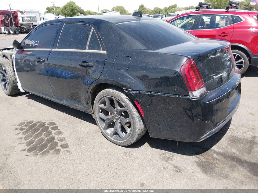 2023 CHRYSLER 300 auction photo 3