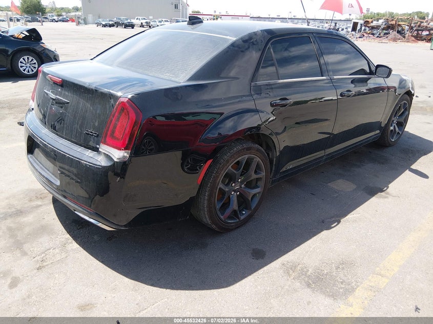 2023 CHRYSLER 300 auction photo 4