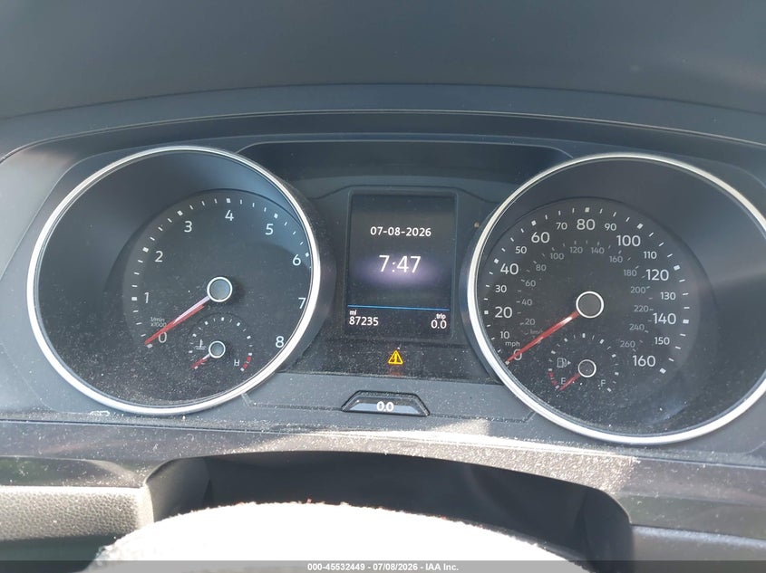 2021 VOLKSWAGEN TIGUAN auction photo 7