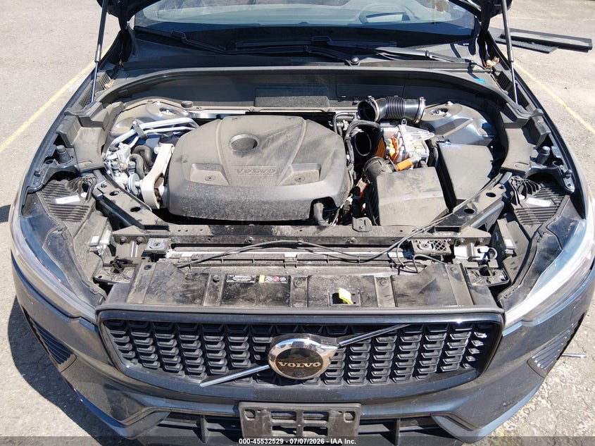 2024 Volvo Xc60 Recharge Plug-In Hybrid T8 Ultimate Dark Theme VIN: YV4H60DM5R1829309 Lot: 45532529
