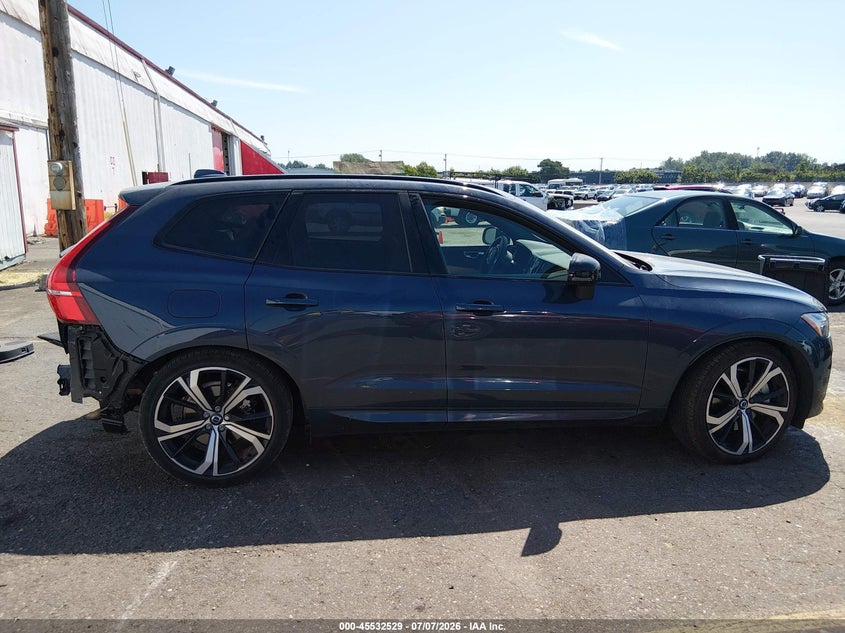 VOLVO XC60 RECHARGE PLUG-IN HYBRID - zdjęcie 14