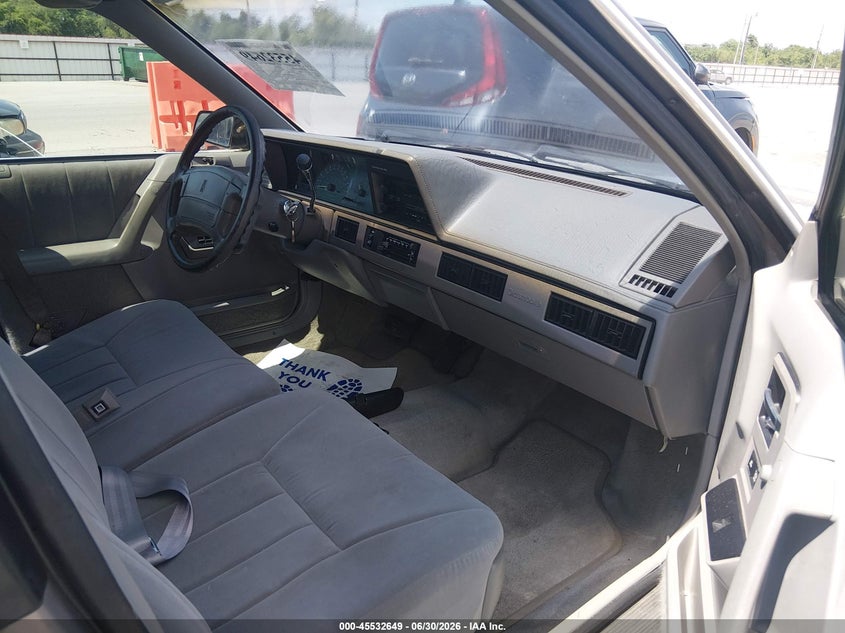 1996 OLDSMOBILE CIERA auction photo 5