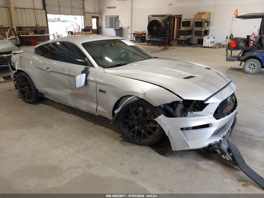 FORD MUSTANG - zdjęcie 1