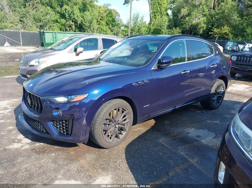 2019 MASERATI LEVANTE auction photo 2
