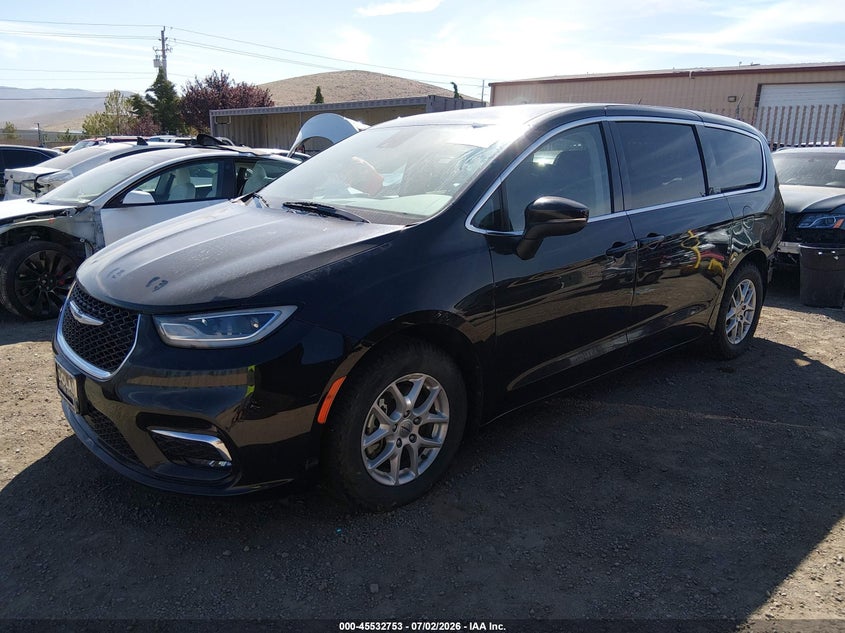 Vin: 2c4rc1bg3pr624910, lot: 46030997, chrysler pacifica touring l 20232