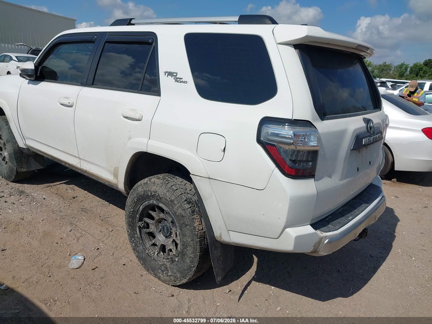 2017 TOYOTA 4RUNNER auction photo 3