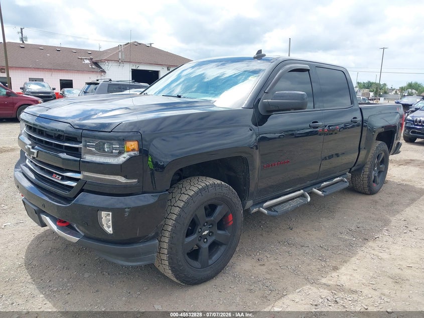 2018 Chevrolet Silverado, Right Side, IAAI, VIN 3GCUKSEC3JG540269 — photo 2
