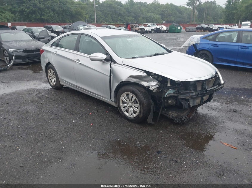 2011 HYUNDAI SONATA GLS