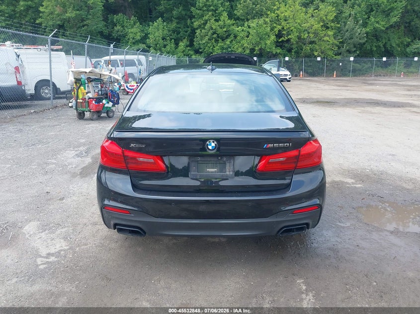 BMW M550I - zdjęcie 16