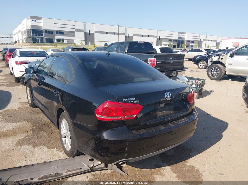 2013 VOLKSWAGEN PASSAT auction photo 3