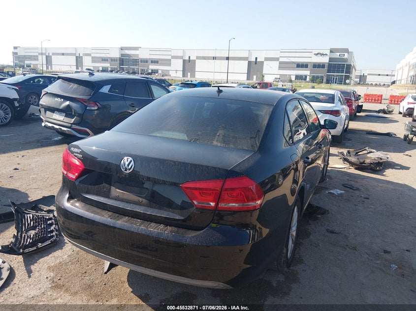 2013 VOLKSWAGEN PASSAT auction photo 4