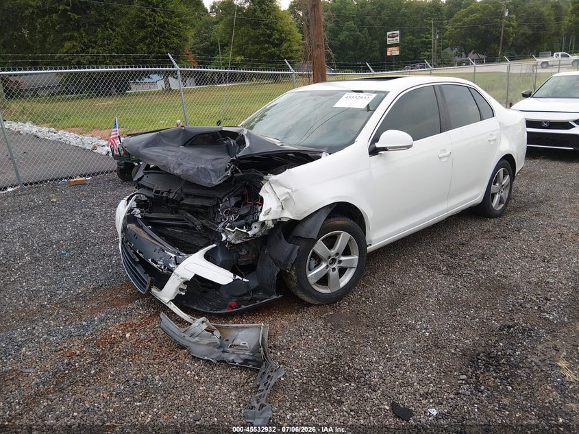 2009 VOLKSWAGEN JETTA auction photo 2