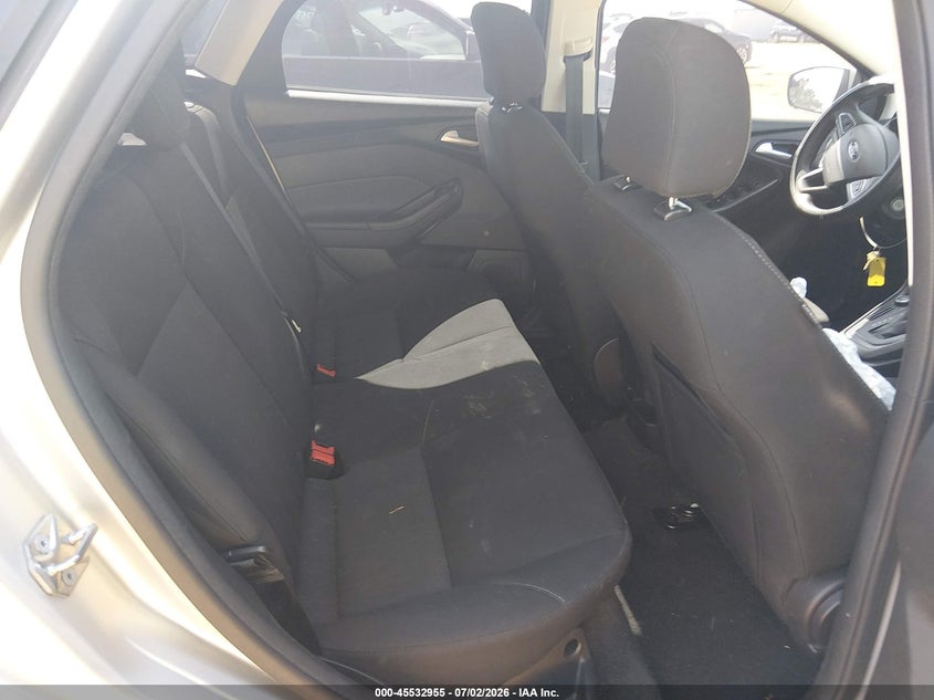 2017 FORD FOCUS auction photo 8