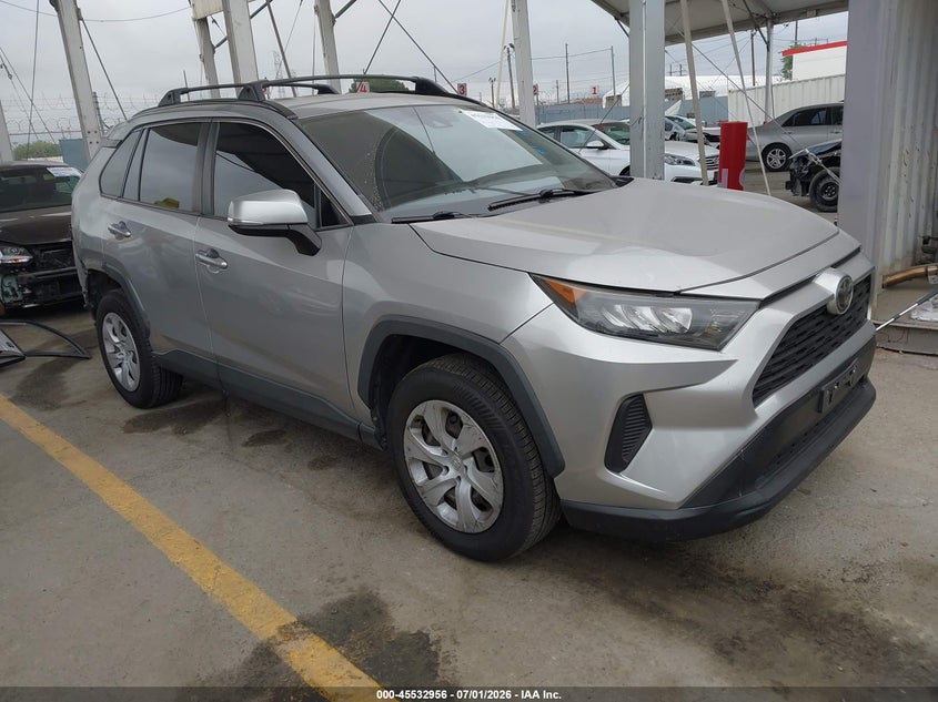 2019 TOYOTA RAV4 LE — Photo gallery