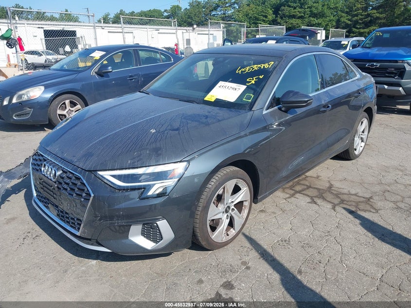 Vin: wauaudgy5pa076052, lot: 46031231, audi a3 premium 40 tfsi front-wheel drive s tronic 20232