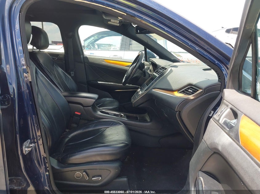2017 LINCOLN MKC auction photo 5
