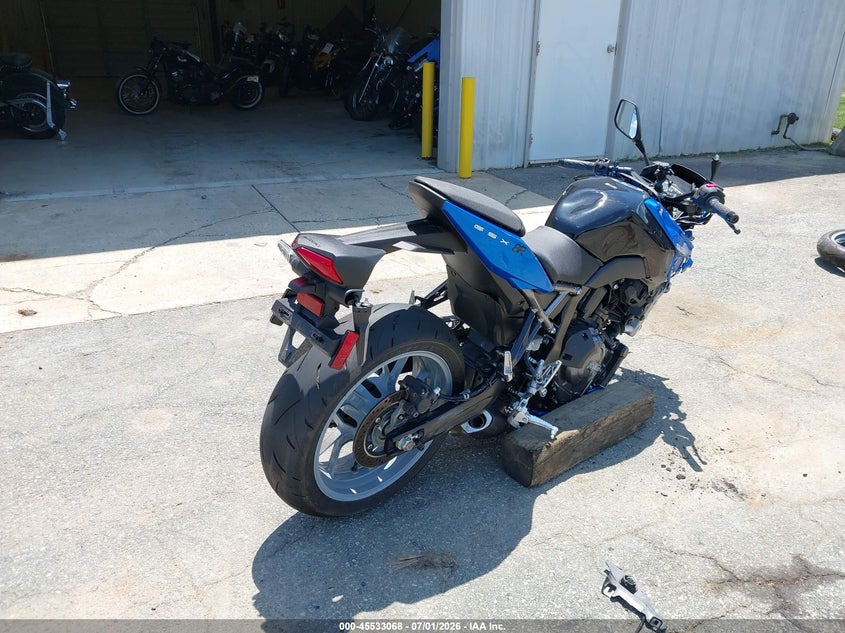 2025 SUZUKI GSX800 auction photo 4