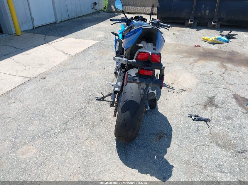2025 SUZUKI GSX800 auction photo 6