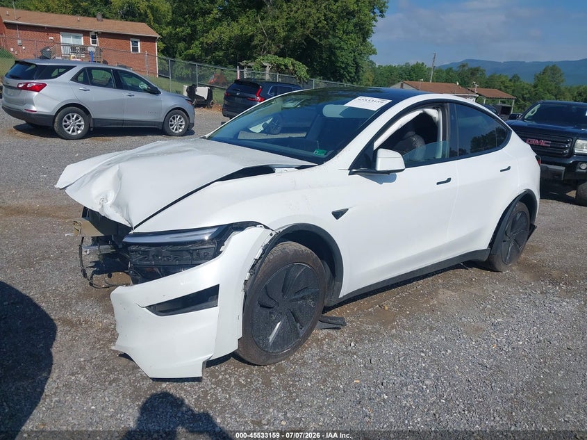 2026 Tesla Model Y, Front End, IAAI, VIN 7SAYGDEE0TF333141 — photo 2