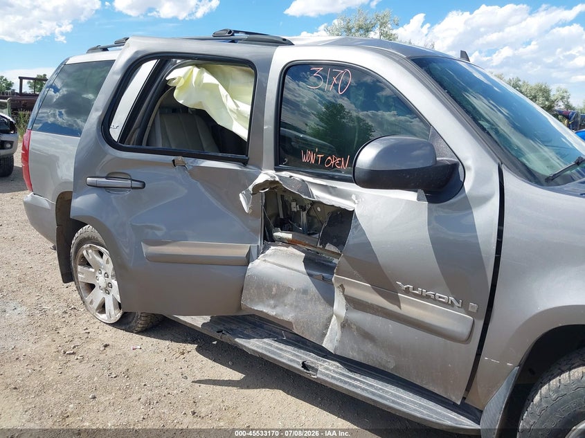2007 GMC YUKON auction photo 6