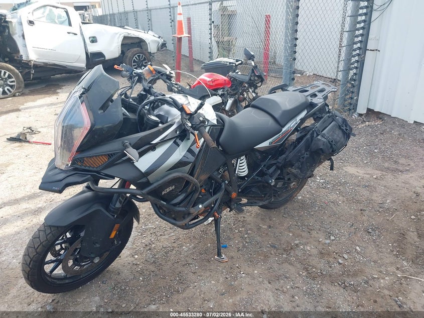 2020 KTM 1290 auction photo 2