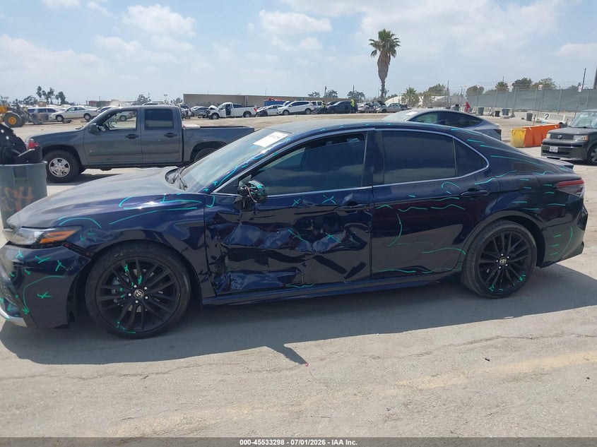 2022 TOYOTA CAMRY auction photo 6