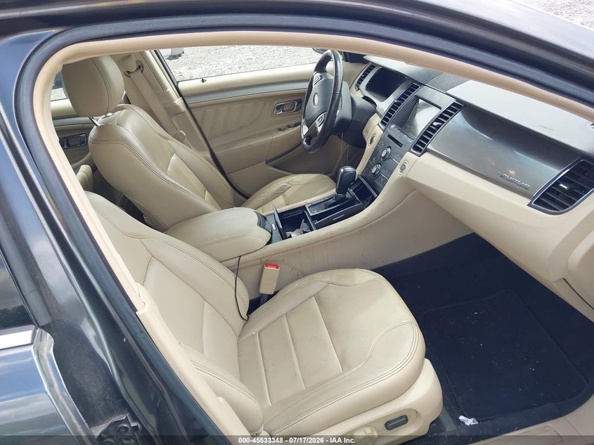 2017 FORD TAURUS auction photo 5