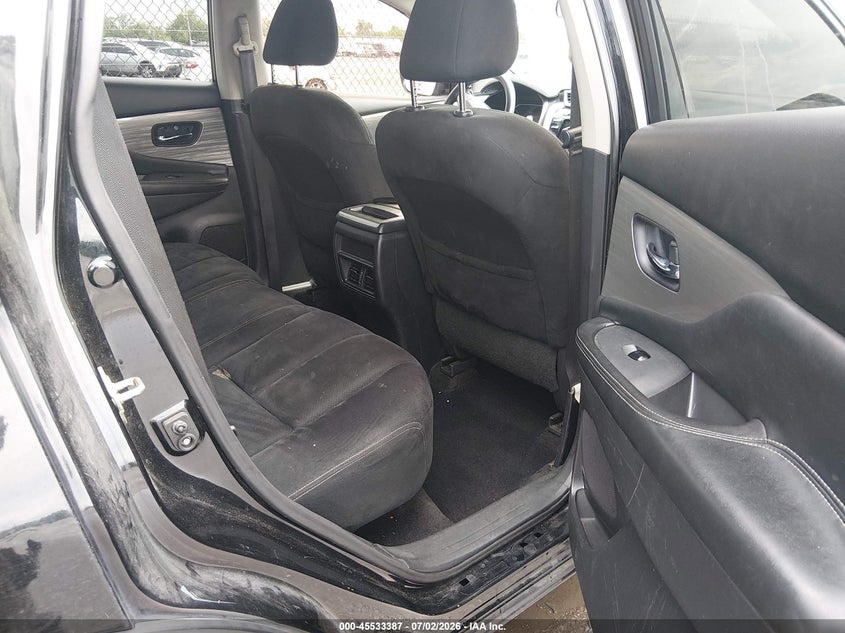 2017 NISSAN MURANO auction photo 8