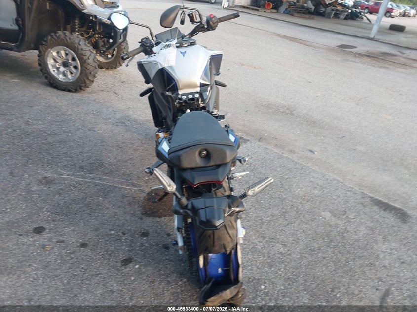 2025 YAMAHA MT09 auction photo 6