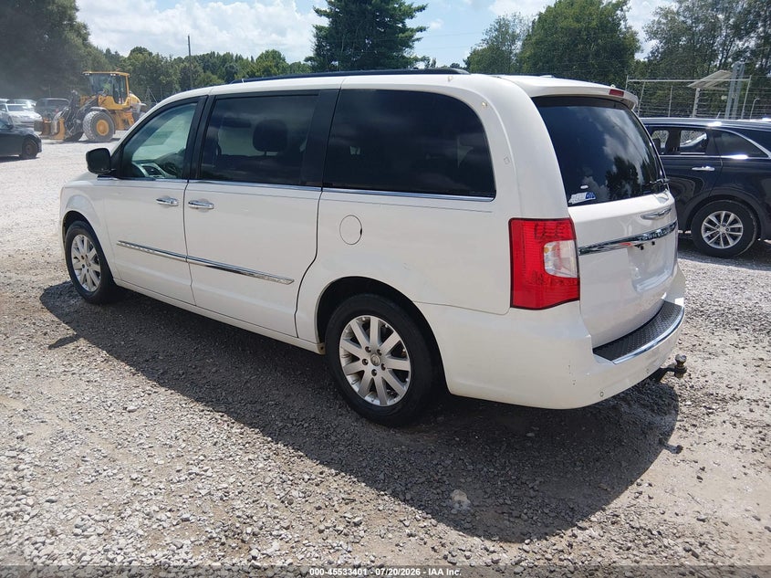 2012 CHRYSLER TOWN & COUNTRY auction photo 3