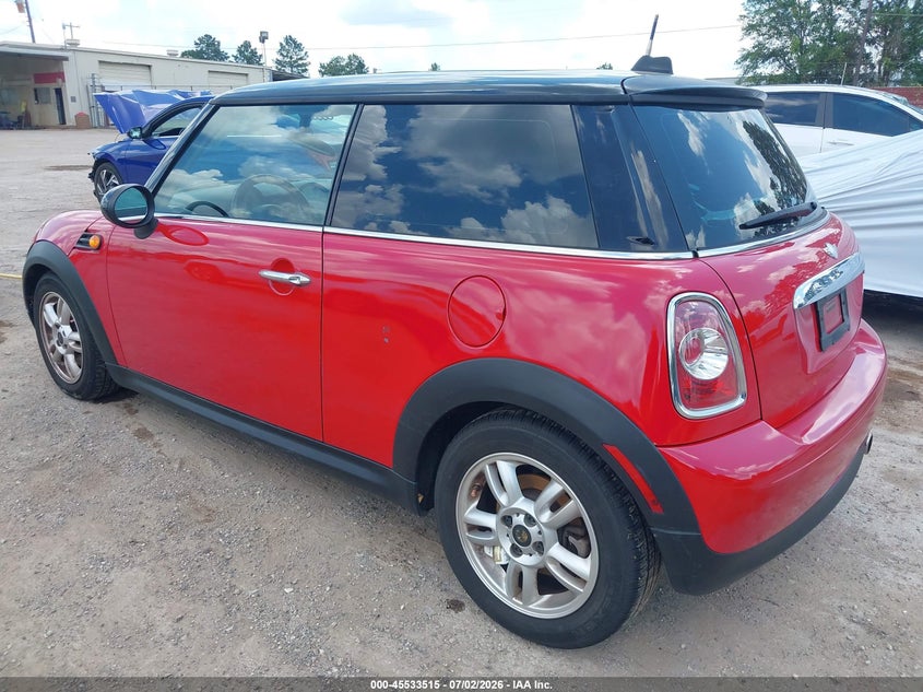 2012 MINI COOPER auction photo 3