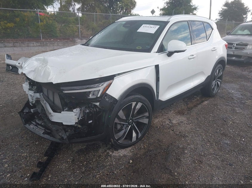 2024 Volvo Xc40 B5 Plus Bright Theme YV4L12UE7R2204904 photo 1