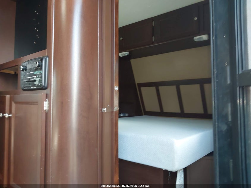 2015 COLEMAN CM262BHS15 auction photo 5