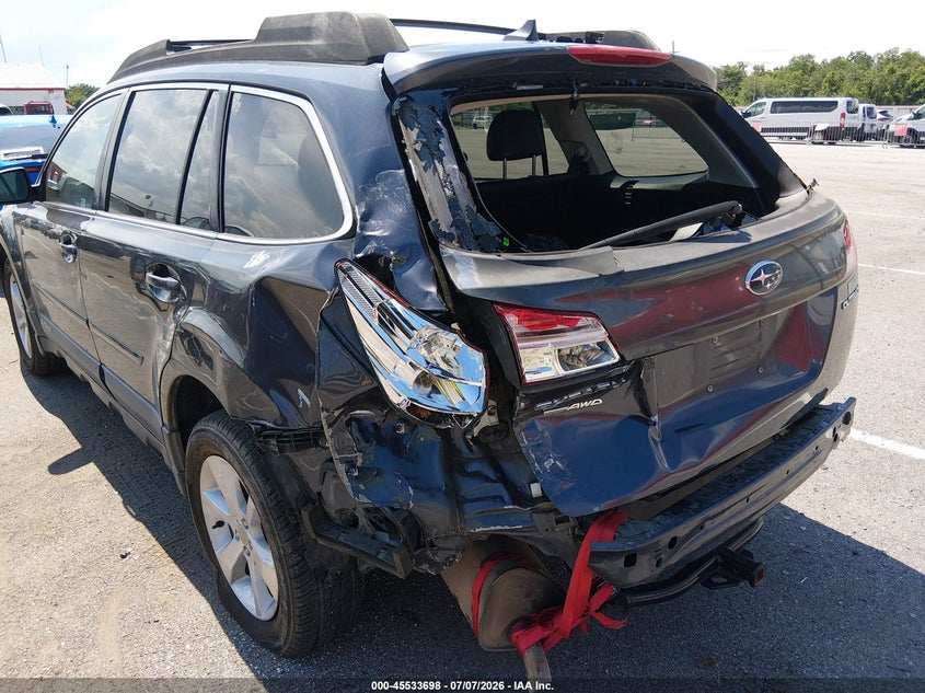 2013 SUBARU OUTBACK auction photo 6