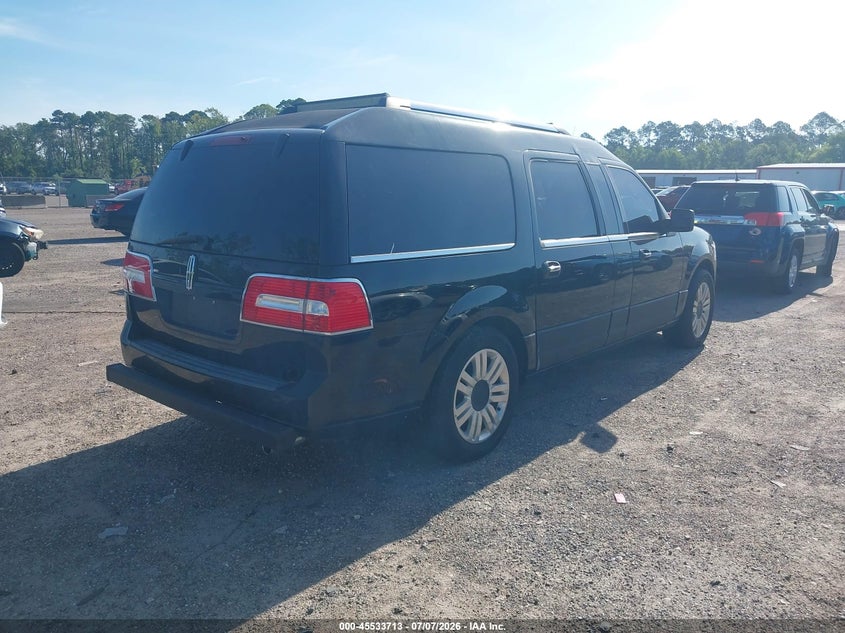 2014 LINCOLN NAVIGATOR L auction photo 4