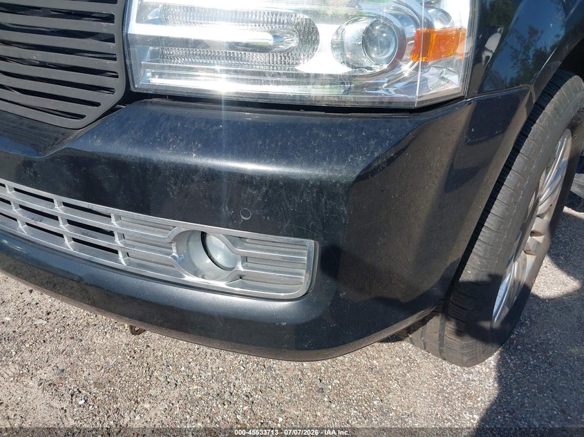 2014 LINCOLN NAVIGATOR L auction photo 6