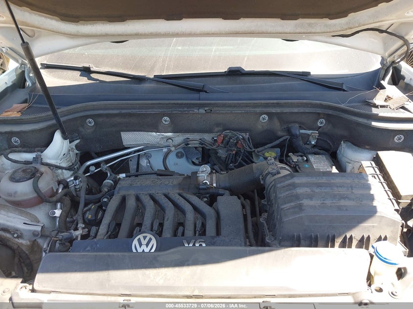 2018 VOLKSWAGEN ATLAS — Photo 10